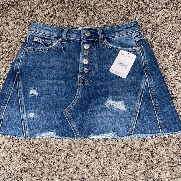 NEW Free People Harvey Distressed A-Line Button Down Mini Jean Skirt 25 - Picture 2 of 9